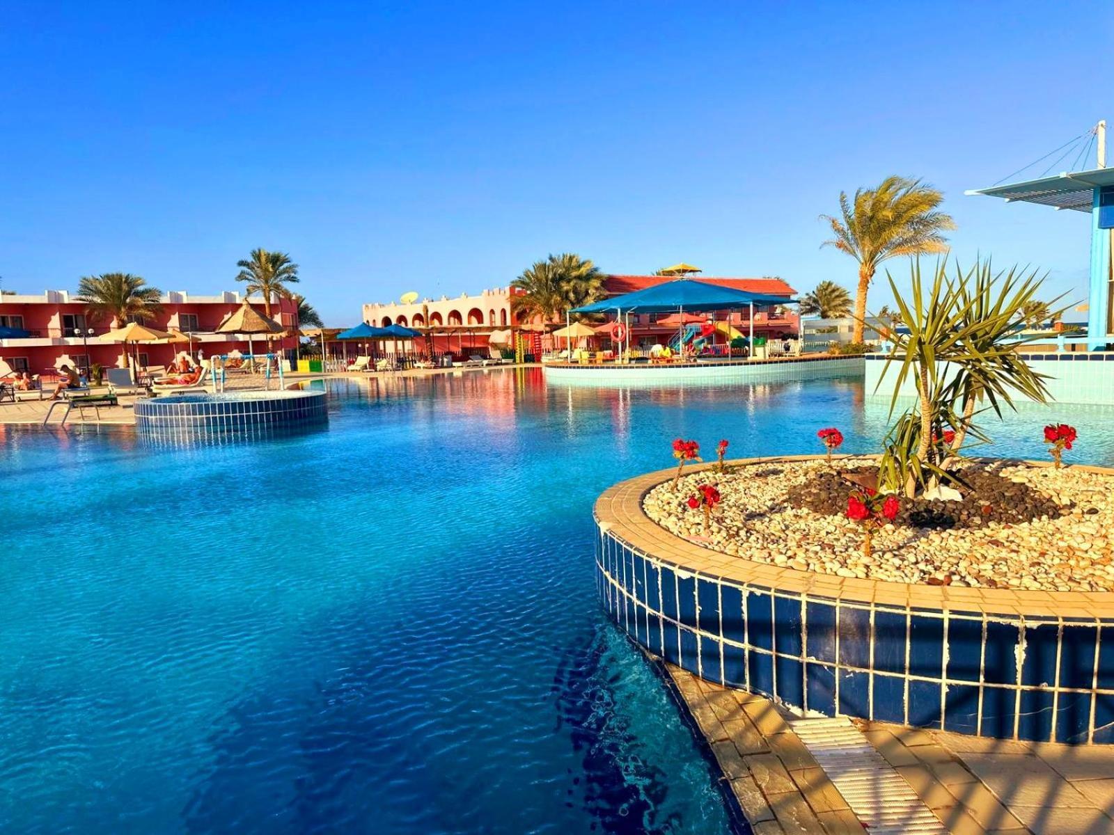 Mg Alexander The Great Hotel Marsa Alam Bagian luar foto